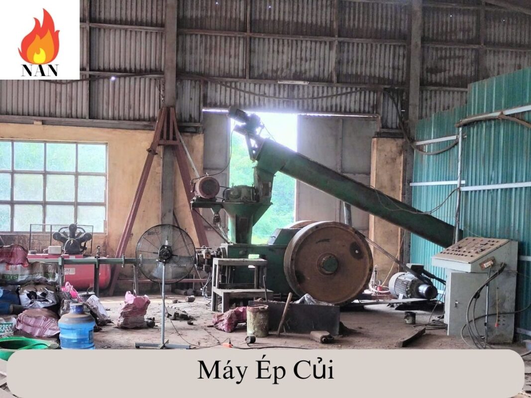 may-ep-cui-mun-cua